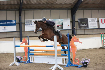 Rachel Vicary Takes SEIB Winter Novice Qualifier Victory at Crofton Manor Equestrian Centre